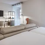 Отель Nh Collection Palacio De Castellanos