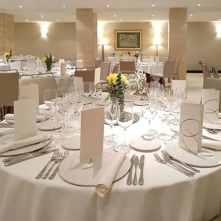 Nh Collection Palacio De Castellanos 4* Саламанка