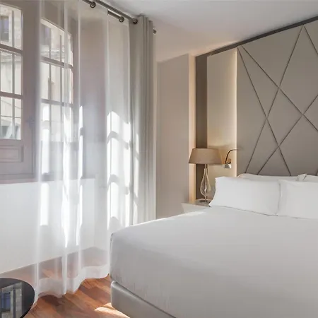 Nh Collection Palacio De Castellanos 호텔 4*