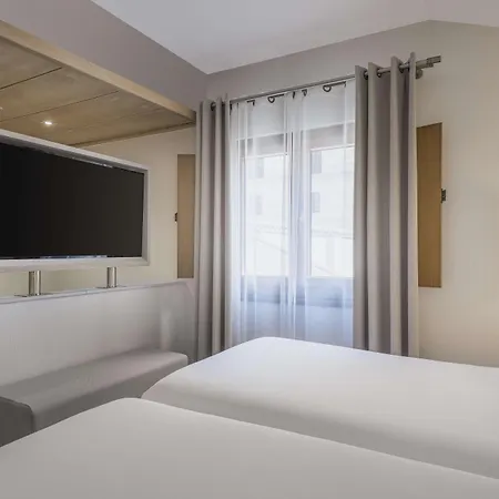 Nh Collection Palacio De Castellanos Hotel