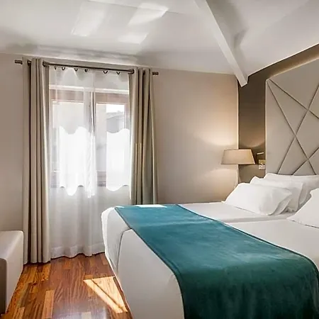 Hotel Nh Collection Palacio De Castellanos