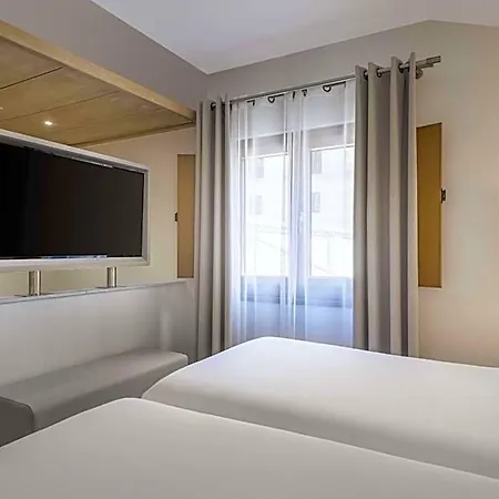 Nh Collection Palacio De Castellanos Hotel