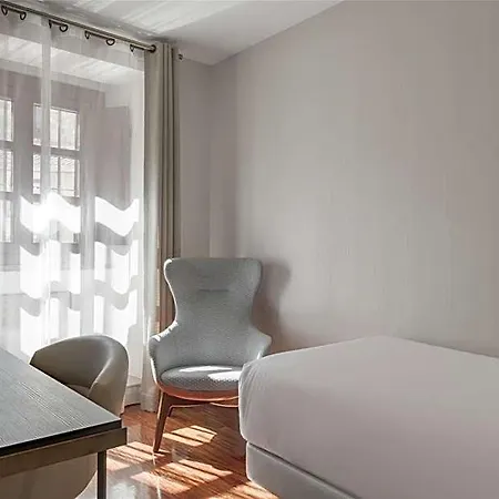 Nh Collection Palacio De Castellanos Hotel 4*
