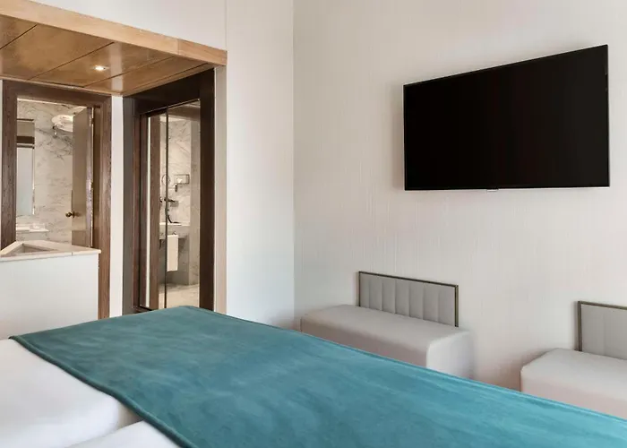 Hotel Nh Collection Palacio De Castellanos